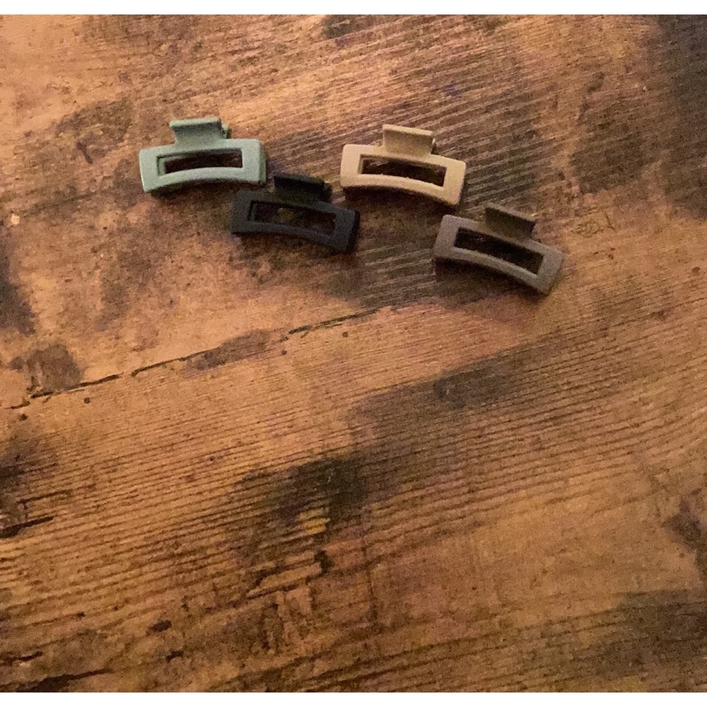 Mini hair clips
